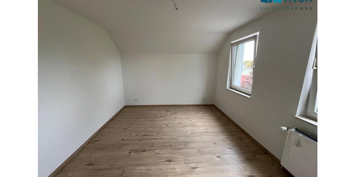 Etagenwohnung Lage - 3 Zimmer, 77 m&sup2;, 520&euro; | Angebot:26163730