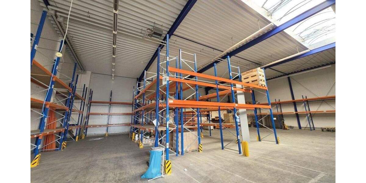 Großzügige Gewerbefläche Lagerhalle mit 7 m Höhe in Gütersloh (B61) zimmer