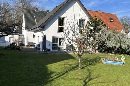 Haus Rheda-Wiedenbrück Wiedenbrück - 6 Zimmer, 227 m&sup2;, 449.000&euro; | Angebot:25319310
