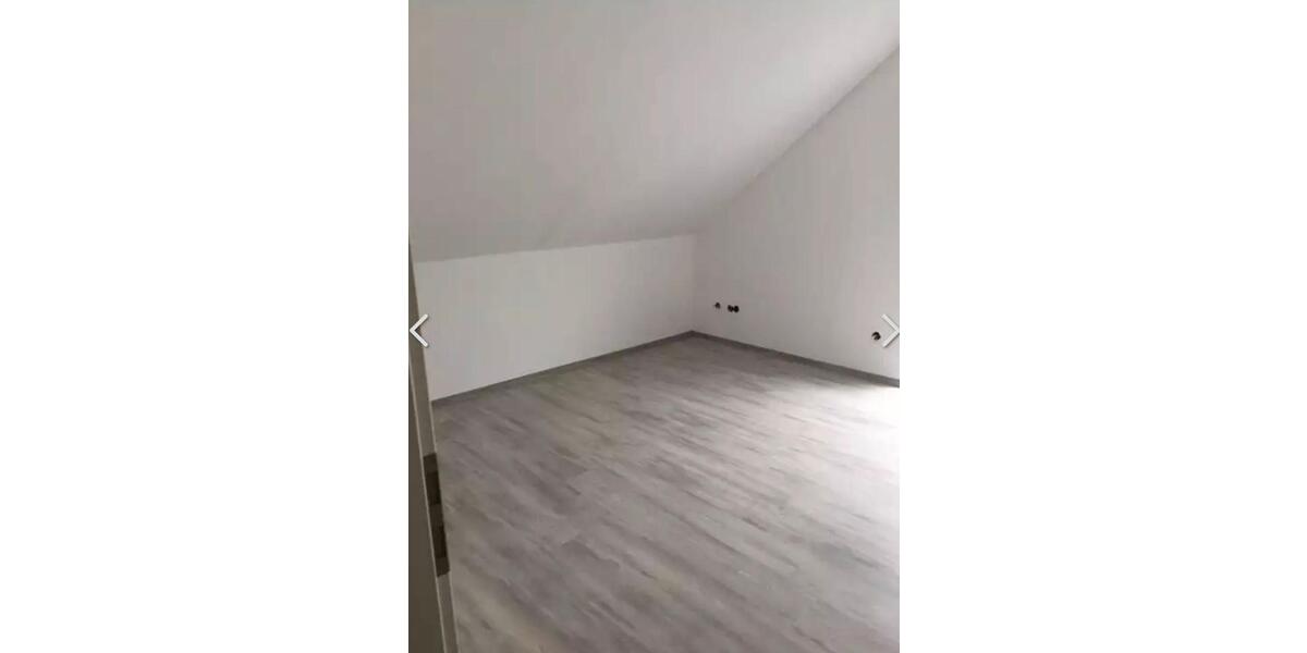 Einfamilienhaus Bielefeld Sennestadt - 4 Zimmer, 90 m&sup2;, 1.400&euro; | Angebot:25420410