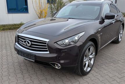 INFINITI QX70 128.150 km 18.490 &euro; Lage 32791