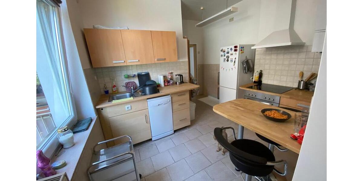 Möbliertes Zimmer in 2-Zimmer-Wohnung direkt am Krankenhaus 3 zimmer