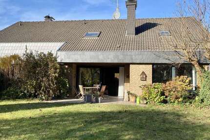 Haus zum Kaufen in Bielefeld 459.000 € 216 m² 5 zimmer