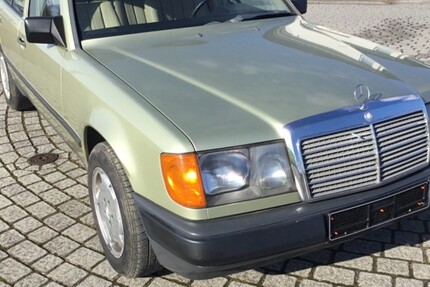 Mercedes-Benz E 230 69.800 km 10.800 € Paderborn 33104