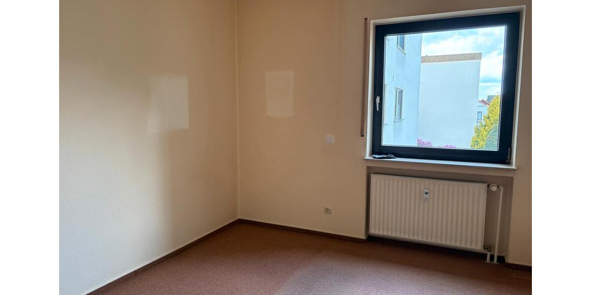 Etagenwohnung Bad Salzuflen - 3 Zimmer, 90 m&sup2;, 950&euro; | Angebot:26679297