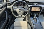 VW Passat Variant 2.0 TDI 4M Highline R-Line 360° 128.350 km 21.990 &euro; Löhne 32584