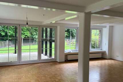 Wohnung Bielefeld Jöllenbeck - 4 Zimmer, 170 m&sup2;, 1.360&euro; | Angebot:27175494