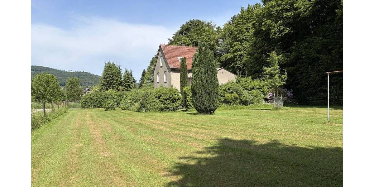 Einfamilienhaus Detmold / Heiligenkirchen Heiligenkirchen - 5 Zimmer, 133 m&sup2;, 225.000&euro; | Angebot:26879561