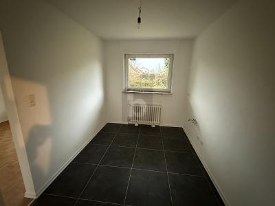SANIERT UND VOLL VERMIETET SORGENLOS INVESTIEREN - Mehrfamilienhaus, Wohnhaus Hiddenhausen | Angebot:27095271