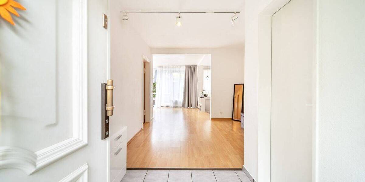 Einfamilienhaus Bielefeld Senne - 8 Zimmer, 293 m&sup2;, 699.000&euro; | Angebot:26501302