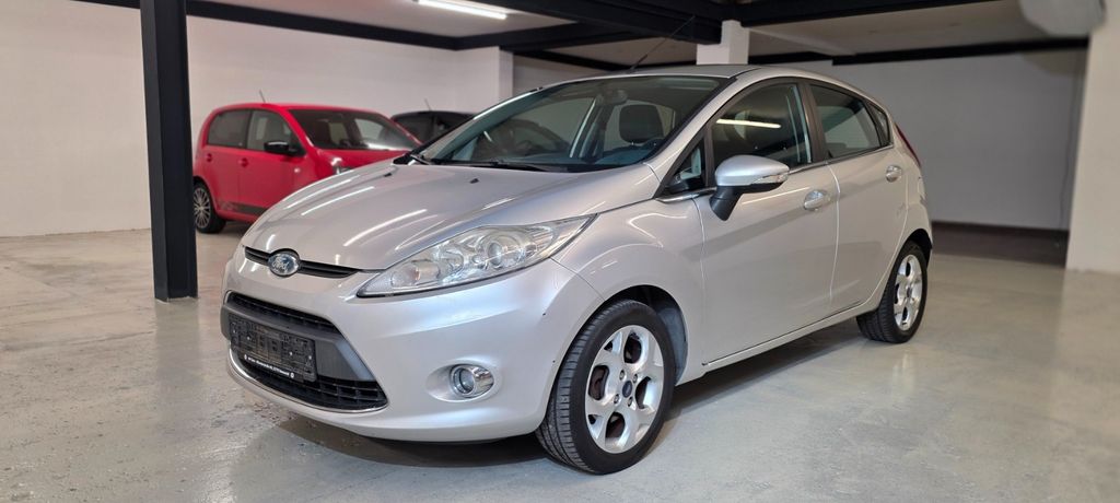 Ford Fiesta 154.505 km 3.999 &euro; Versmold 33775