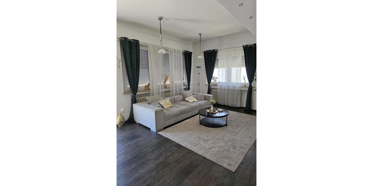 Erdgeschoßwohnung Bad Oeynhausen Rehme - 3 Zimmer, 100 m&sup2;, 1.045&euro; | Angebot:26705727