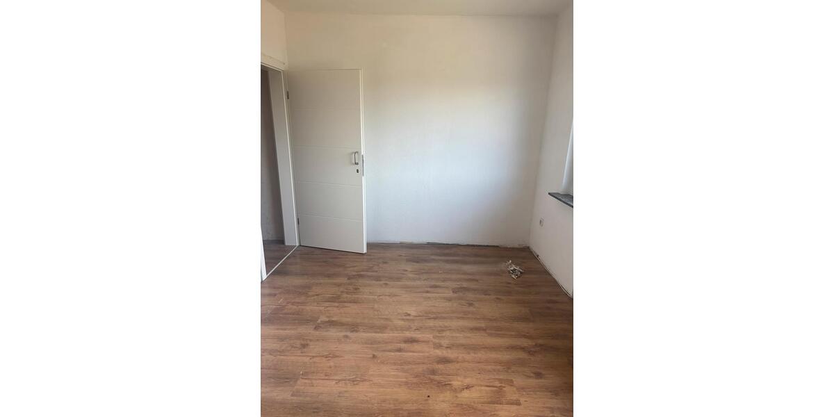 Etagenwohnung Leopoldshöhe - 3 Zimmer, 102 m&sup2;, 210.000&euro; | Angebot:26699211