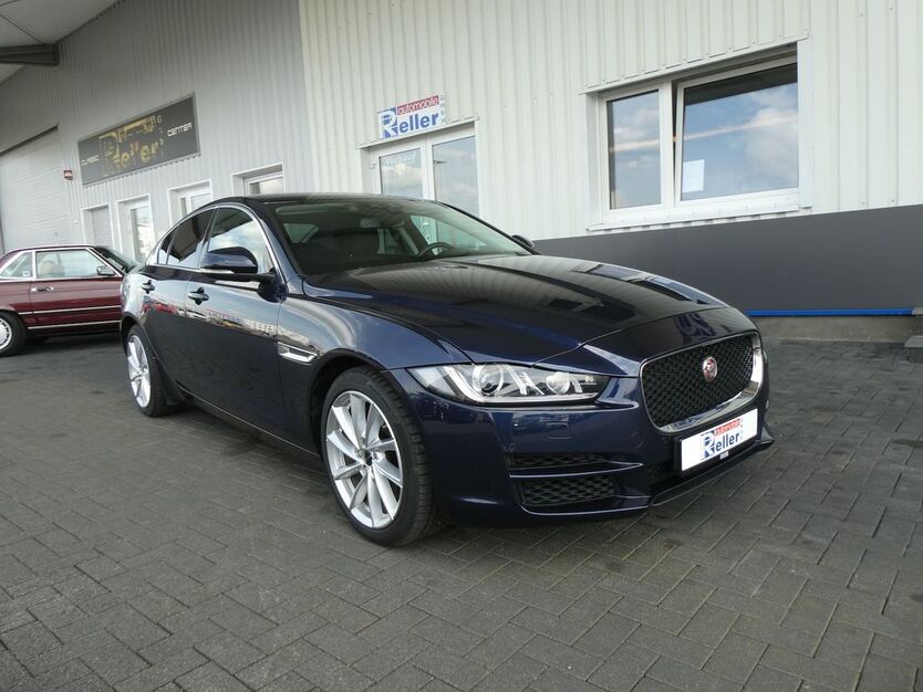 Jaguar XE 40.598 km 24.900 € Paderborn 33106