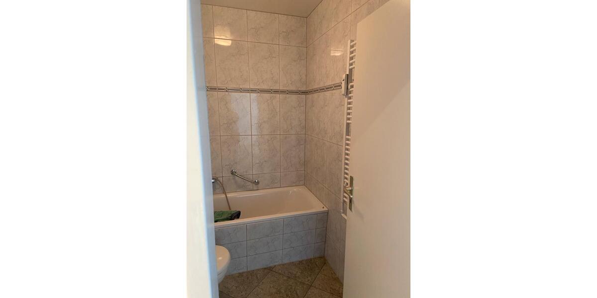 Etagenwohnung Detmold Hakedahl - 4 Zimmer, 82 m&sup2;, 147.000&euro; | Angebot:27156976