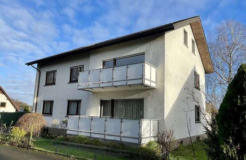 Haus zum Kaufen in Schloß Holte-Stukenbrock 445.000 € 184 m²