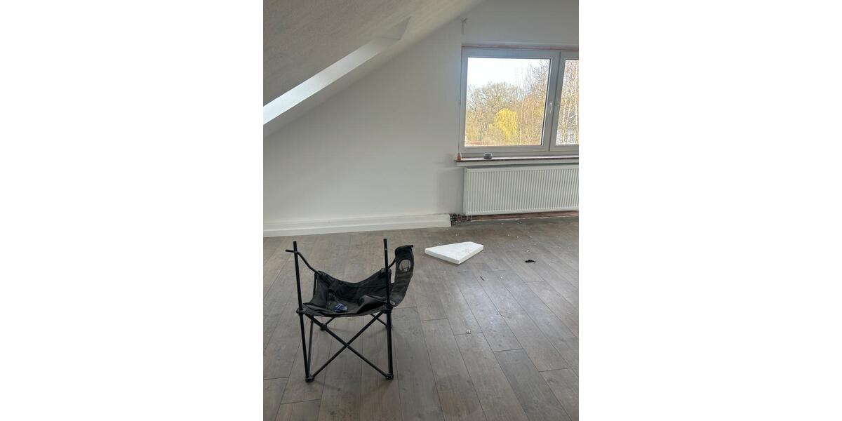 Dachgeschoßwohnung Bielefeld Heepen - 3 Zimmer, 73 m&sup2;, 750&euro; | Angebot:26663993