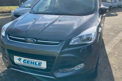 Ford Kuga 150.000 km 10.950 &euro; Lemgo 32657
