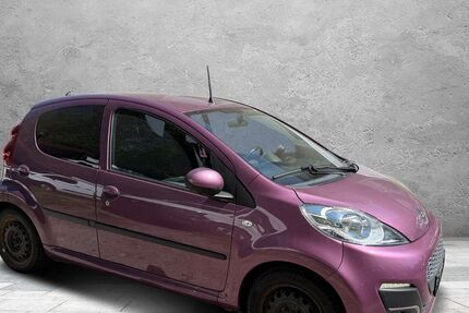 Peugeot 107 140.000 km 1.999 &euro; Detmold 32758