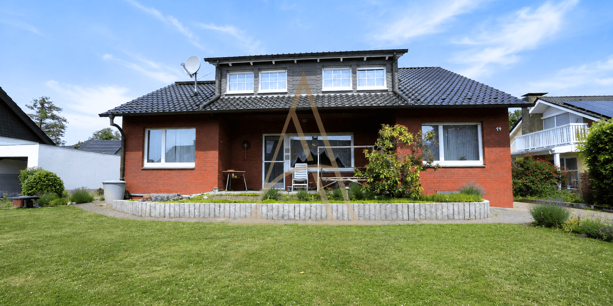 Einfamilienhaus Steinhagen - 9.5 Zimmer, 220 m&sup2;, 385.000&euro; | Angebot:26830108