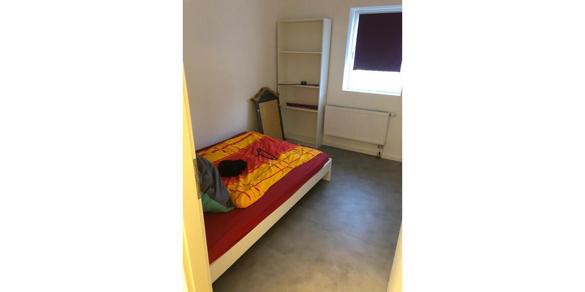 Einfamilienhaus Schloß Holte-Stukenbrock Stukenbrock - 12 Zimmer, 210 m&sup2;, 2.500&euro; | Angebot:25208864