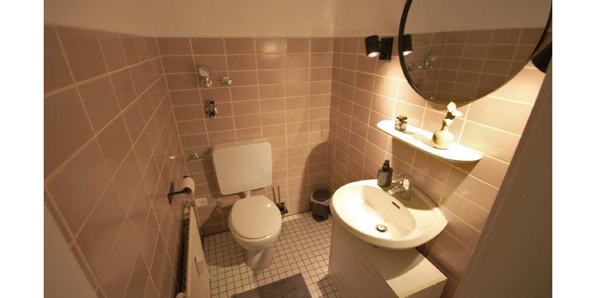 == Attraktive ETW mit Loggia nahe der Universität Bielefeld == 3 zimmer