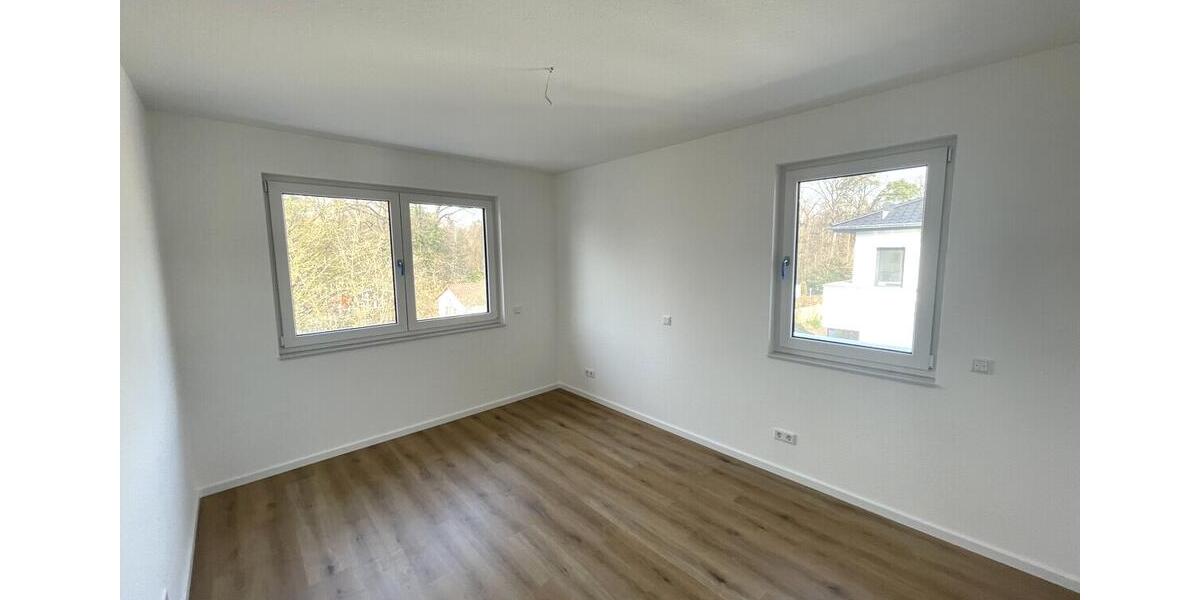Dachgeschoßwohnung Detmold Hiddesen - 3 Zimmer, 76 m&sup2;, 1.215&euro; | Angebot:26660212