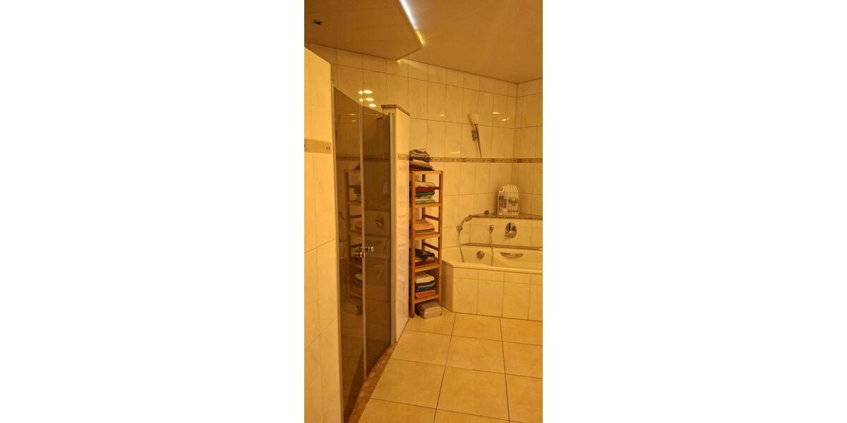 Einfamilienhaus Vlotho - 11 Zimmer, 270 m&sup2;, 499.000&euro; | Angebot:26989362