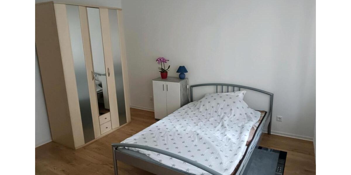 Etagenwohnung Bad Salzuflen Ehrsen-Breden - 1 Zimmer, 16 m&sup2;, 200&euro; | Angebot:25297113