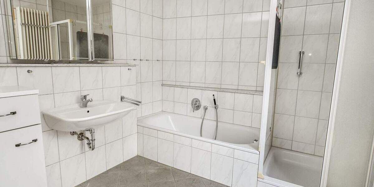 Etagenwohnung Gütersloh Innenstadt - 3 Zimmer, 143 m&sup2;, 495.000&euro; | Angebot:25687102