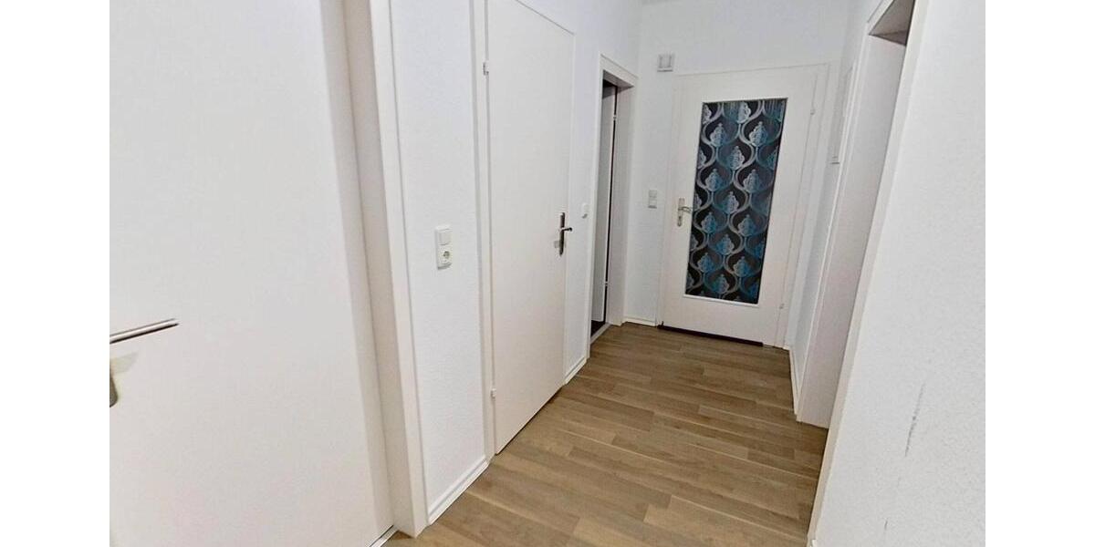 Geräumige 3-Zimmer-Wohnung mit BALKON und Tageslichtbad 3 zimmer