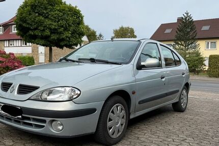 Renault Megane 59.772 km 3.295 € Bad Salzuflen 32107