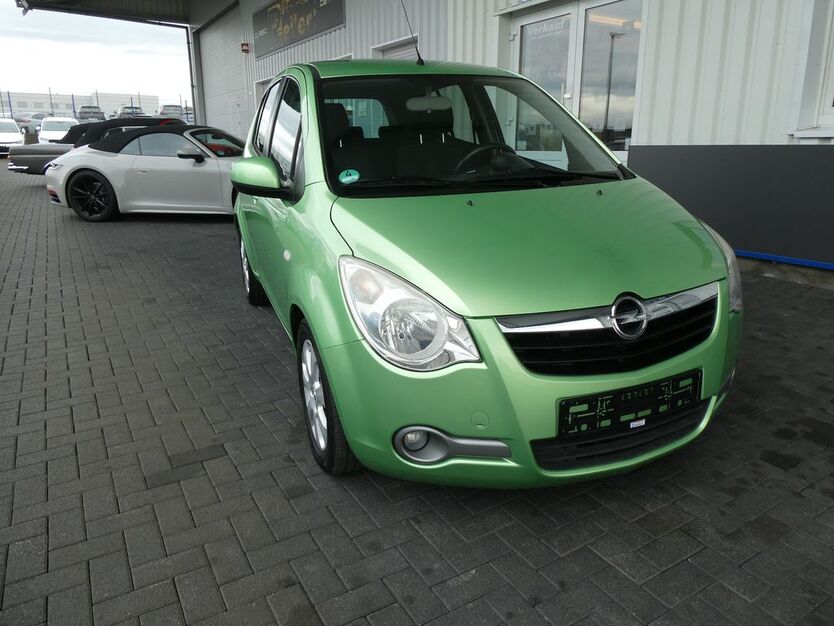 Opel Agila 117.241 km 1.999 € Paderborn 33106