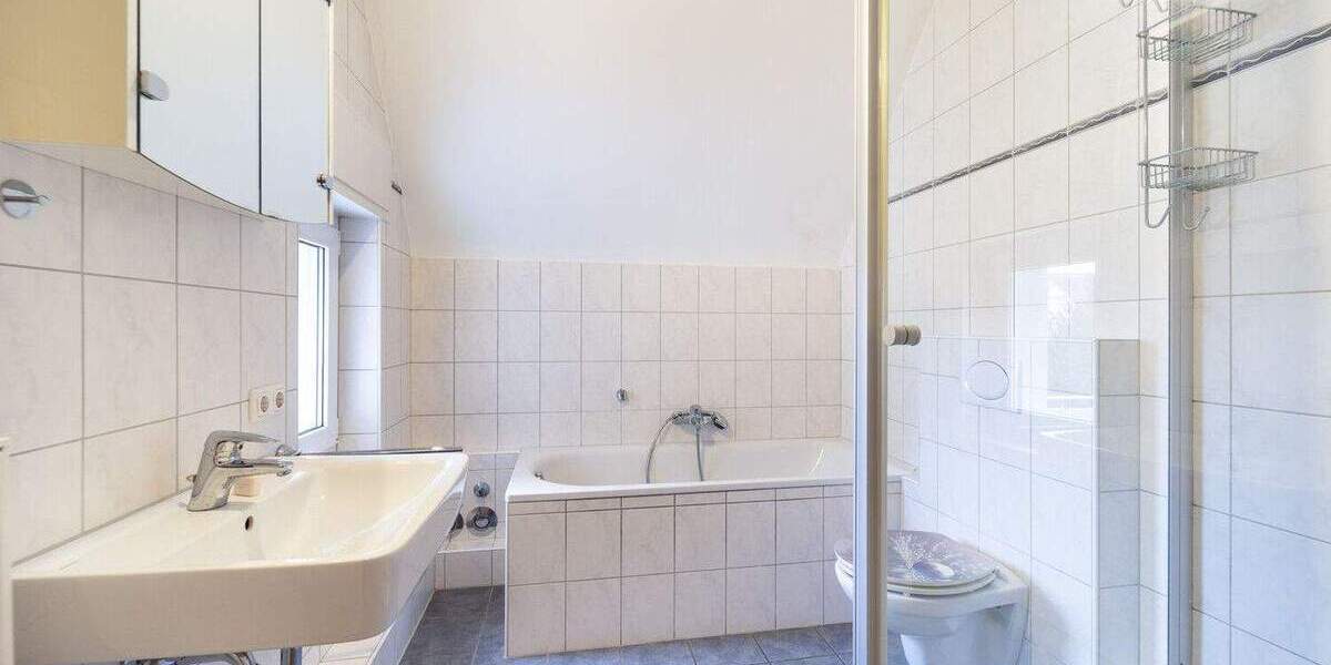 Mehrfamilienhaus, Wohnhaus Halle (Westf.) Halle - 8 Zimmer, 210 m&sup2;, 497.500&euro; | Angebot:25730363