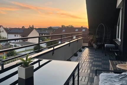 Eigentumswohnung Dachgeschosswohnung mit EBK, Parkplatz, Garage 3 zimmer