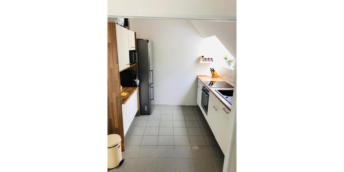 Dachgeschoßwohnung Bielefeld Brackwede - 3.5 Zimmer, 90 m&sup2;, 830&euro; | Angebot:26214401