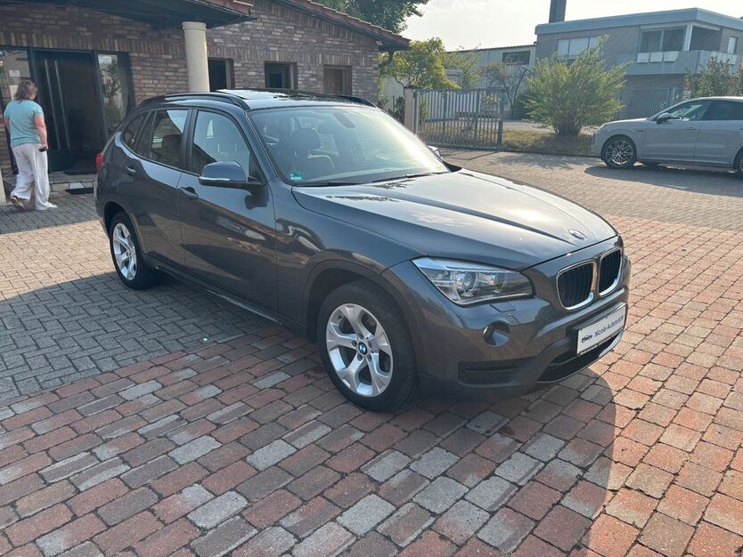 BMW X1 90.000 km 14.450 € Versmold 33775