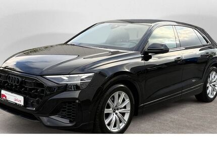 Audi Q8 27.628 km 72.590 € Detmold 32756