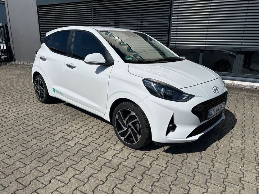 i10