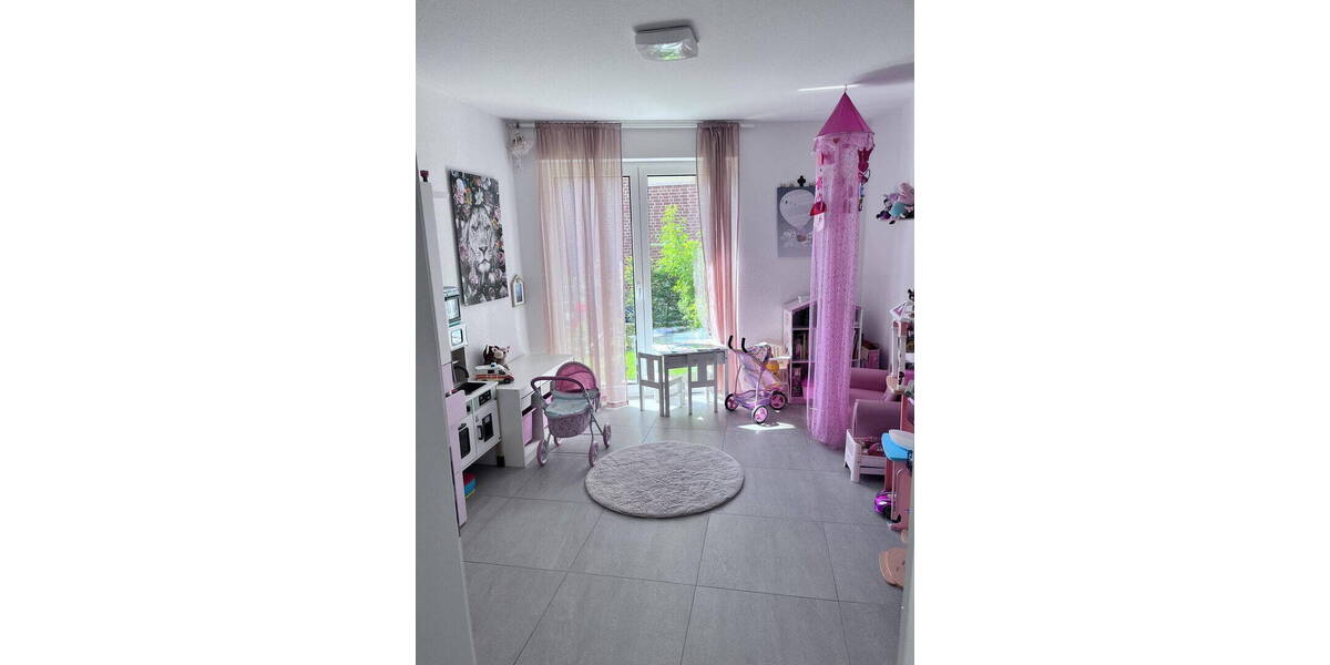 Etagenwohnung Detmold Hiddesen - 3 Zimmer, 97 m&sup2;, 1.290&euro; | Angebot:26741019