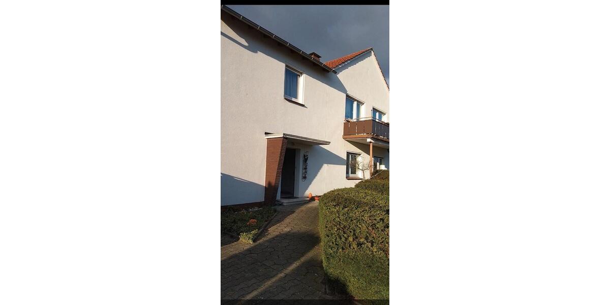 Erdgeschoßwohnung Löhne - 2.5 Zimmer, 80 m&sup2;, 600&euro; | Angebot:26470931