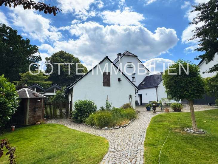Haus zum Kaufen in Bielefeld Heepen 555.000 € 125 m²