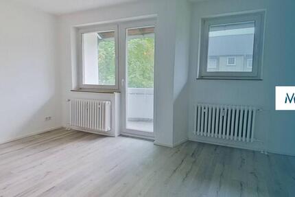 **MODERNES WOHNEN: Sanierte 3-Zimmer-Wohnung mit Balkon und Badewanne** 3 zimmer