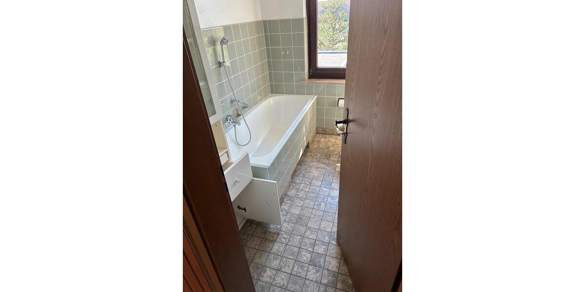 Mehrfamilienhaus, Wohnhaus Löhne - 9 Zimmer, 190 m&sup2;, 319.000&euro; | Angebot:27072793