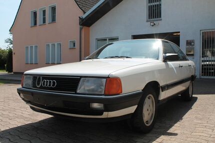 Audi 100 174.900 km 4.450 &euro; Augustdorf 32832