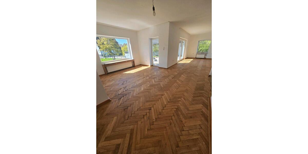 Einfamilienhaus Lemgo - 3 Zimmer, 135 m&sup2;, 1.550&euro; | Angebot:26302191
