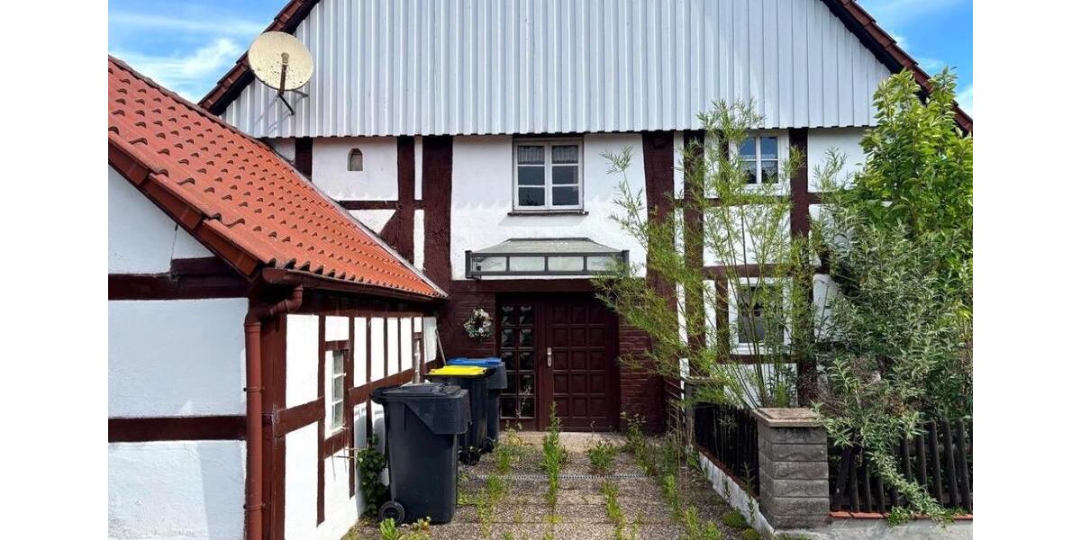 Mehrfamilienhaus, Wohnhaus Detmold - 12 Zimmer, 250 m&sup2;, 100.000&euro; | Angebot:26730254
