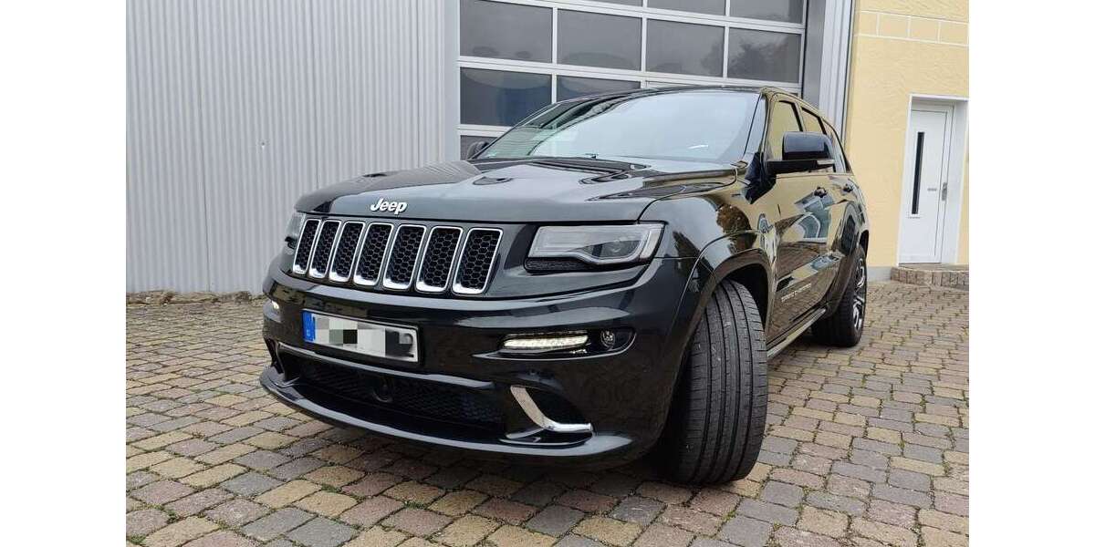 Jeep Grand Cherokee 67.486 km 40.995 € Enger 32130