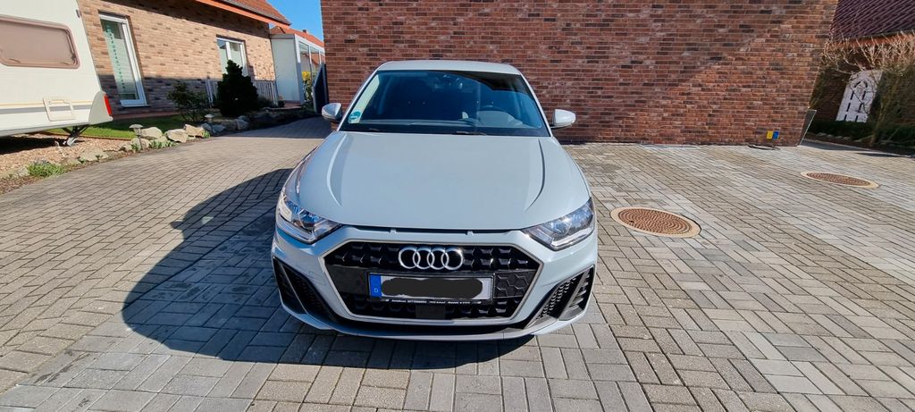 Audi A1 15.300 km 20.800 &euro; Bünde 32257
