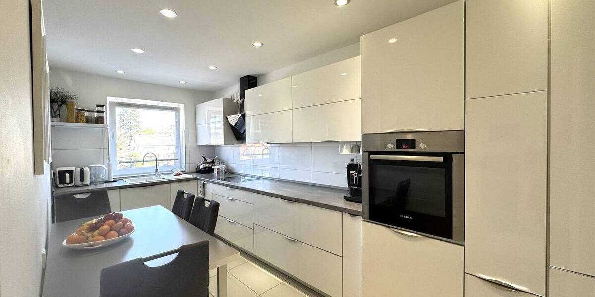 Etagenwohnung Bielefeld Schildesche - 4 Zimmer, 108 m&sup2;, 274.000&euro; | Angebot:26835259